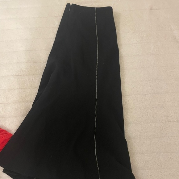 Stitched black maxi skirt - Picture 2 of 3